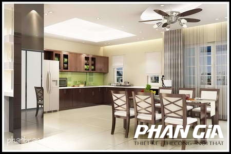 Phòng khách - bếp mở với bàn ăn gỗ, ghế nệm và kệ bếp nâu