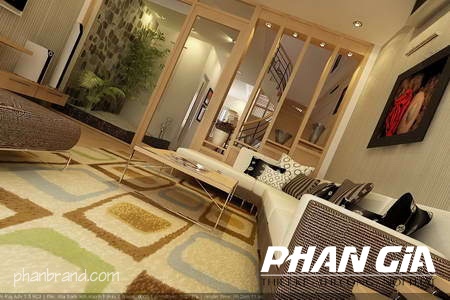 Phòng khách hiện đại với sofa trắng, vách ngăn gỗ-kính và thảm họa tiết