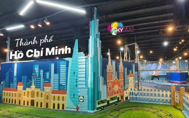Vận hành & công nghệ cho khu vui chơi: roadmap vận hành hiện đại 2027 1 Khu vui chơi trẻ em hiện đại với quầy check-in RFID